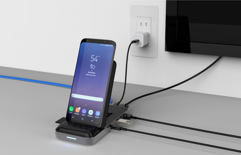 HyperDrive 7.5W Wireless Charger USB-C Hub